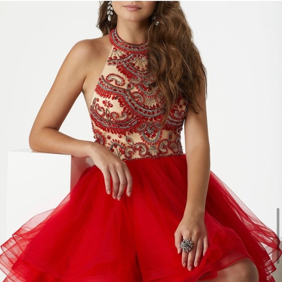 Mori Lee Halter Red mini Prom dress - Picture 9 of 11